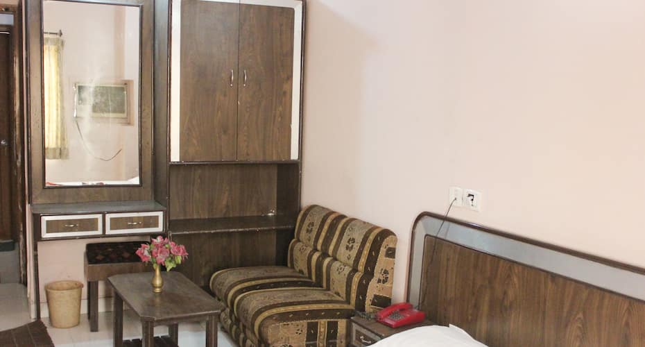 Hotel Aaditya Heights, Amritsar 5